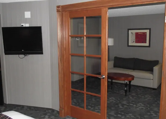 Country Inn & Suites By Radisson, Delta Park North Portland