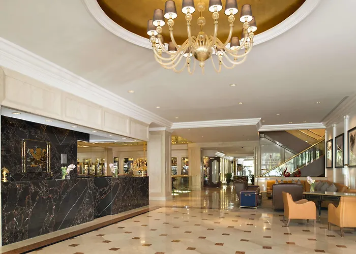Garden City Hotel