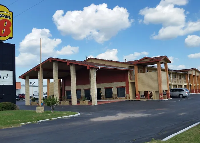 Super 8 By Wyndham Waco/Mall Area Tx