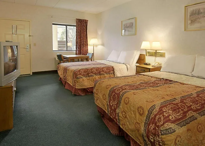 Days Inn By Wyndham Morehead