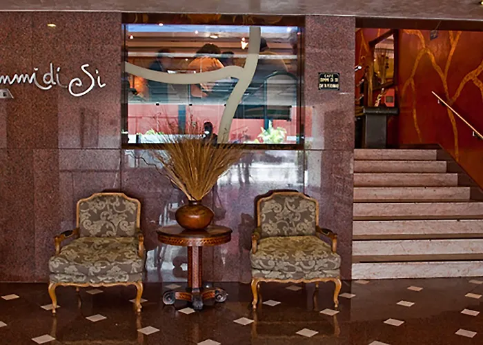 Hotel Maria Angola Lima