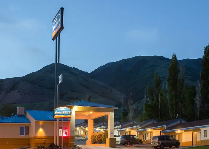 Howard Johnson By Wyndham Brigham City