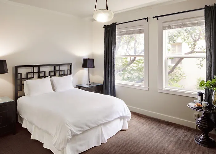 Mount View Hotel & Spa