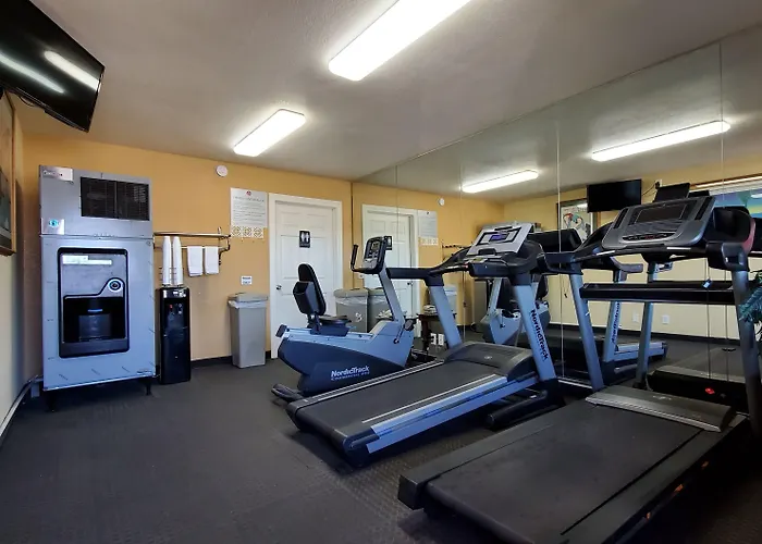Ramada By Wyndham Flagstaff East