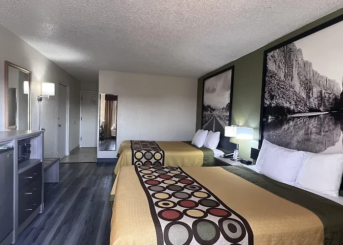 Super 8 By Wyndham Ft Stockton