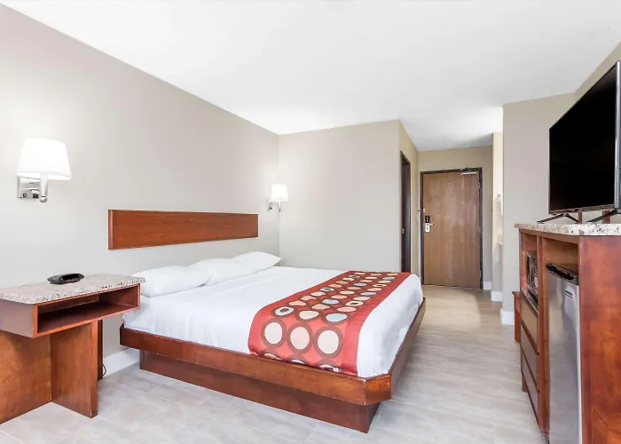 Super 8 By Wyndham Owensboro