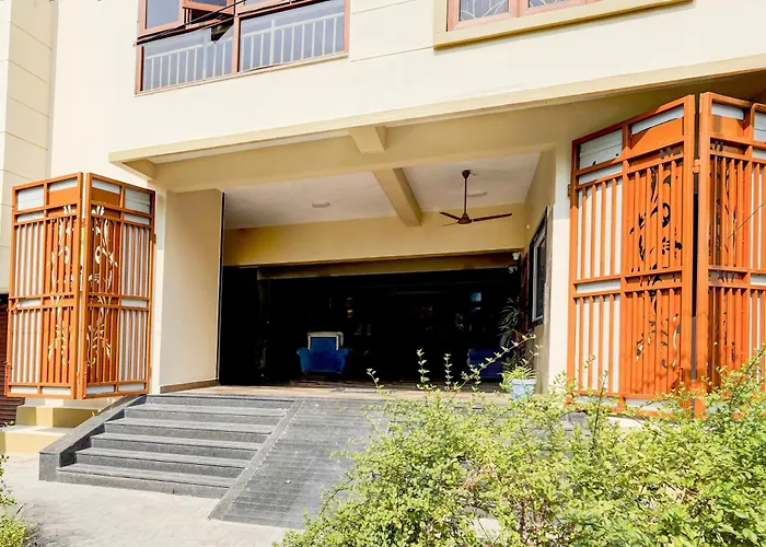 Super Collection O Vellore Near Cmc Hospital Formerly Geetha Residency