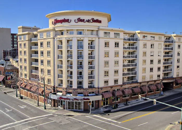 Hampton Inn & Suites Memphis-Beale Street