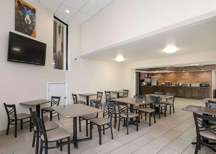 Surestay Plus Hotel By Best Western Gatlinburg