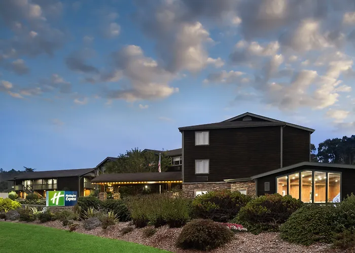 Holiday Inn Express Fort Bragg By Ihg