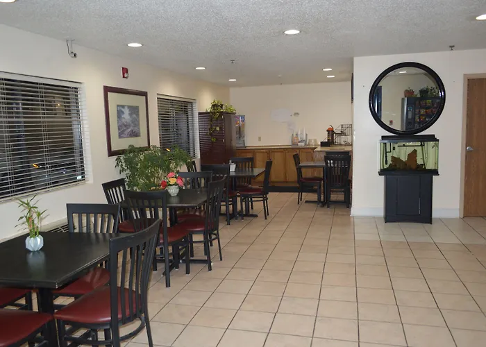 American Elite Inn