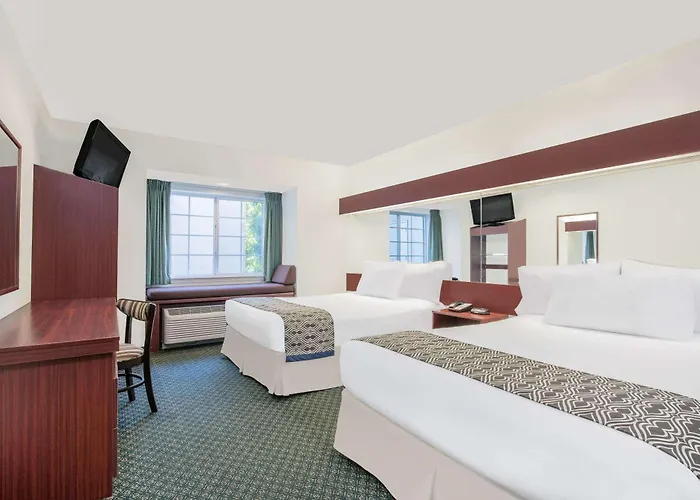 Microtel Inn & Suites By Wyndham Hamburg