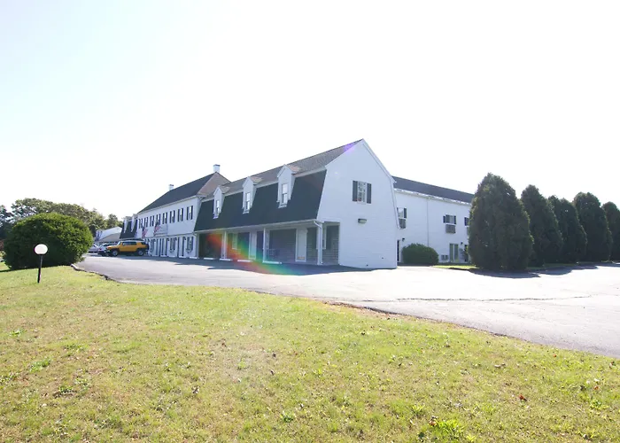 Sandwich Lodge & Resort