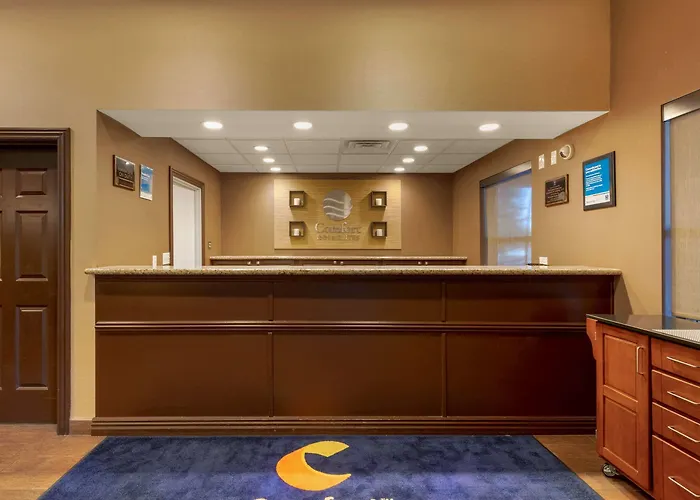 Comfort Inn & Suites Fayetteville-University Area