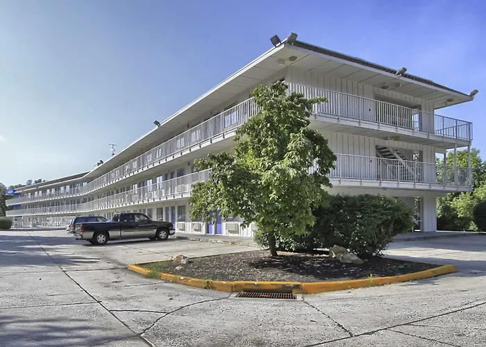 Motel 6-New Cumberland, Pa - Harrisburg - Hershey South