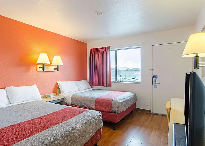 Days Inn By Wyndham Rock Springs I-80 Green River