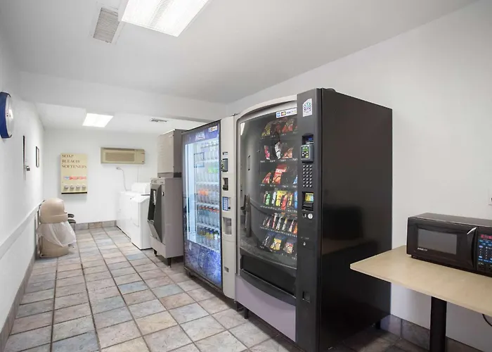 Motel 6-Kingman, AZ - Route 66 West