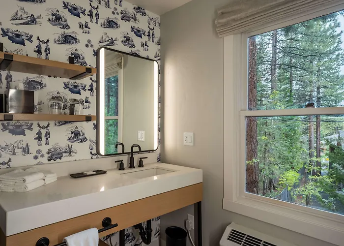 Parkside Inn At Incline