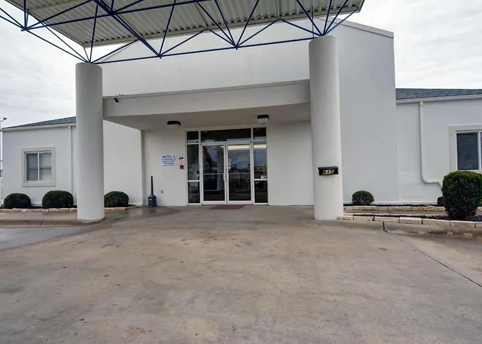 Motel 6-Denison, Tx