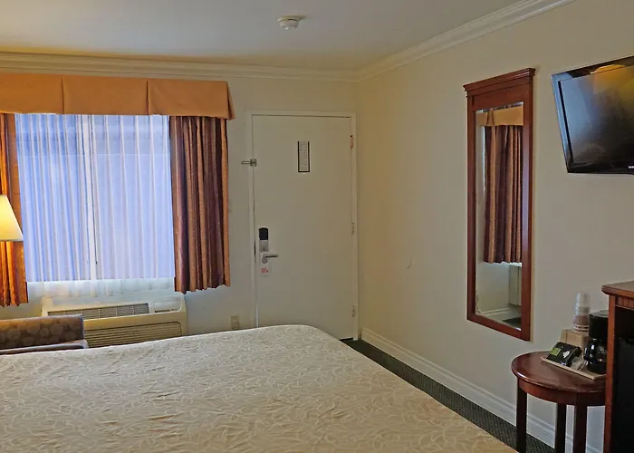 Redondo Inn&Suites