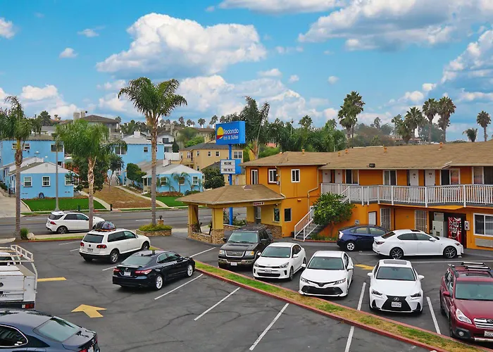 Redondo Inn&Suites