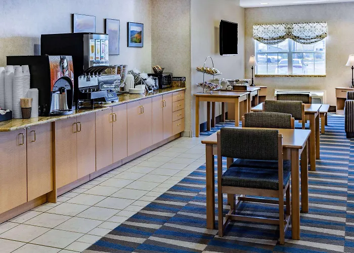 Microtel Inn & Suites By Wyndham Plattsburgh