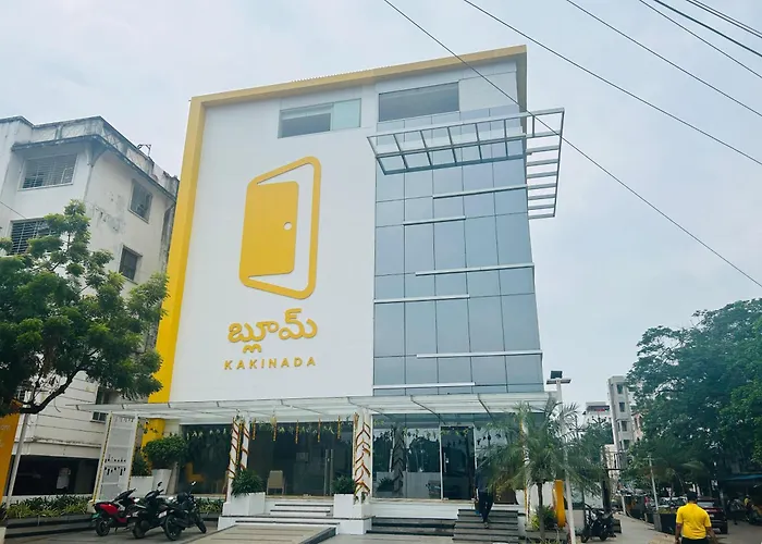 Bloom Hotel - Kakinada