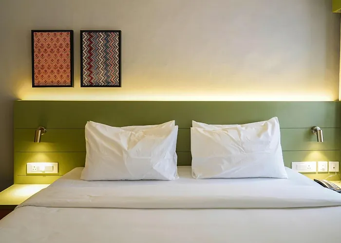 Sreenivas Lodge By Copperfolia