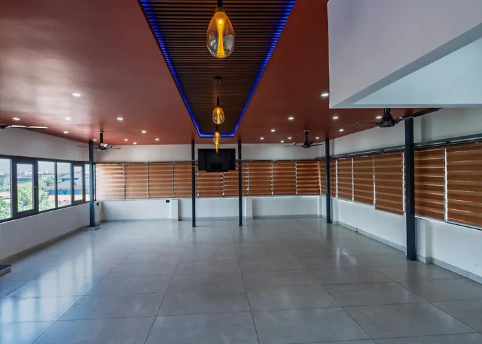 Daan Cosmoss Inn, Medical College, Kumarapuram, Trivandrum