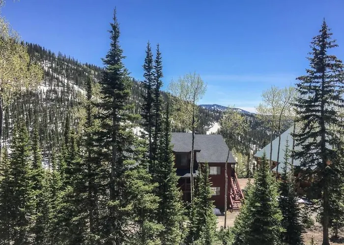 Eagle Point Ski Resort 10 Wooded Ridge Condos