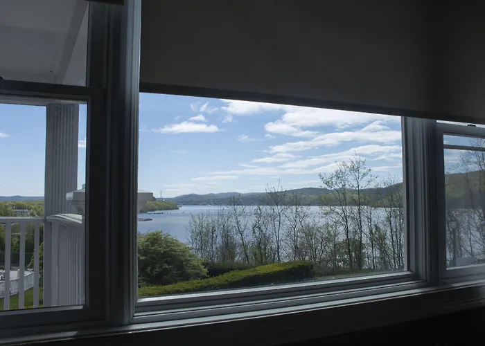 Inn On The Hudson