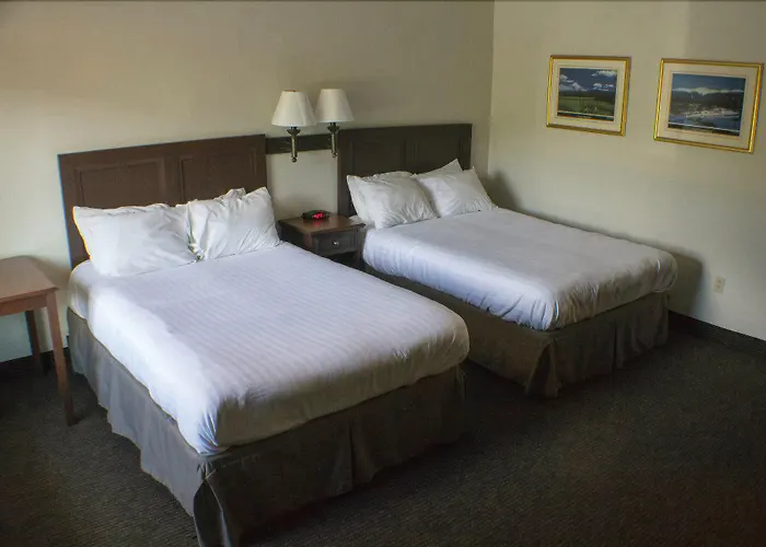 Town & Country Inn & Resort