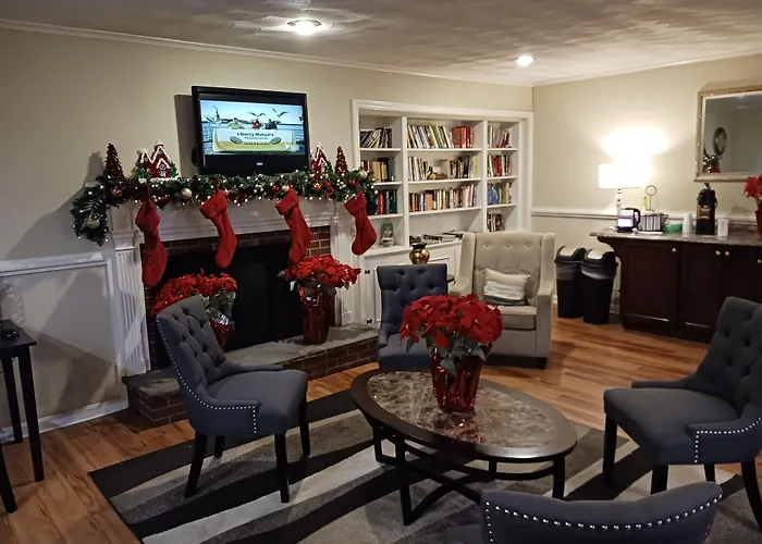 Colonial Inn Seekonk