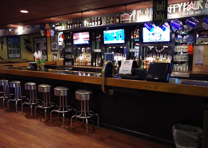 Shiretown Inn & Suites