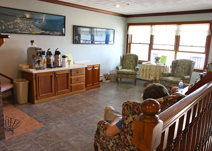 Mariner Resort