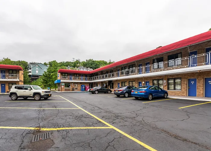 Motel 6-Elmsford, Ny - White Plains