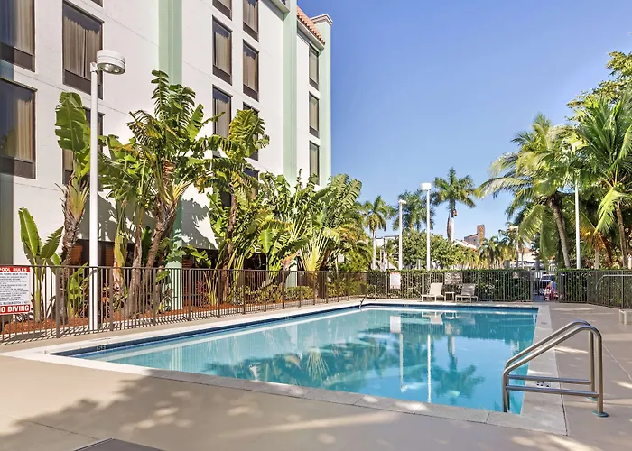 Best Western Plus Kendall Hotel & Suites