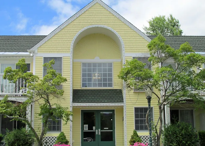 The Lodge At Jackson Village