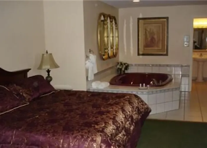 Colonie Inn And Suites