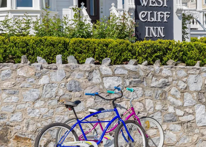 West Cliff Inn, A Four Sisters Inn