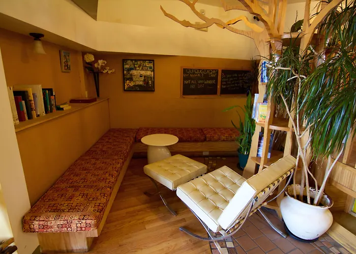 Qupqugiaq Inn