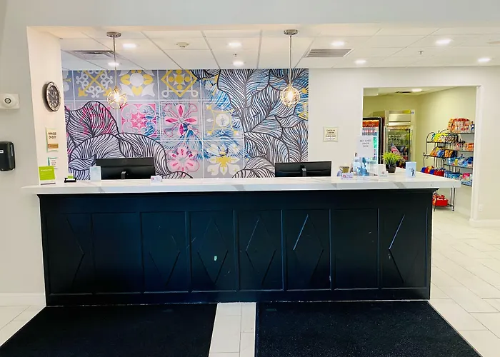 La Quinta By Wyndham Mt. Laurel - Philadelphia