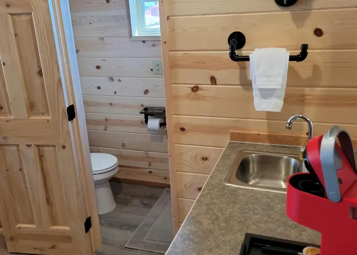 The Gold Mine Hotel Cabins