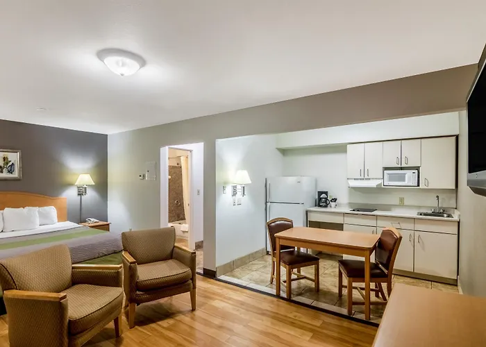 Blue Bonnet Suites -Lubbock, Tx - Medical Center
