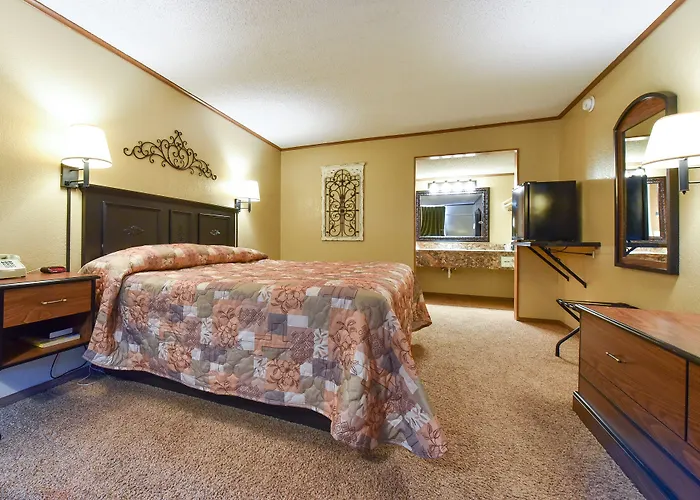 Interstate Inn