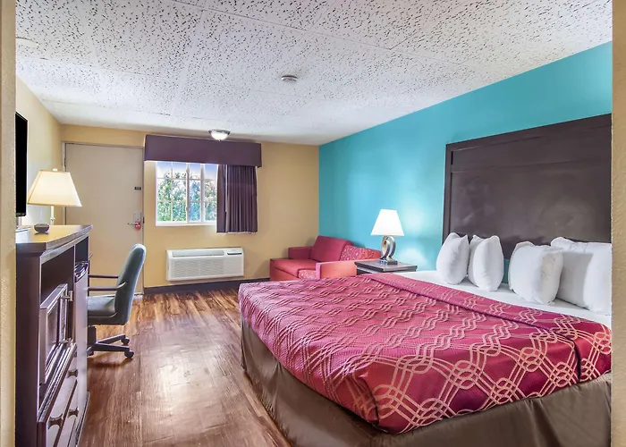 Econo Lodge Hotel Bradford