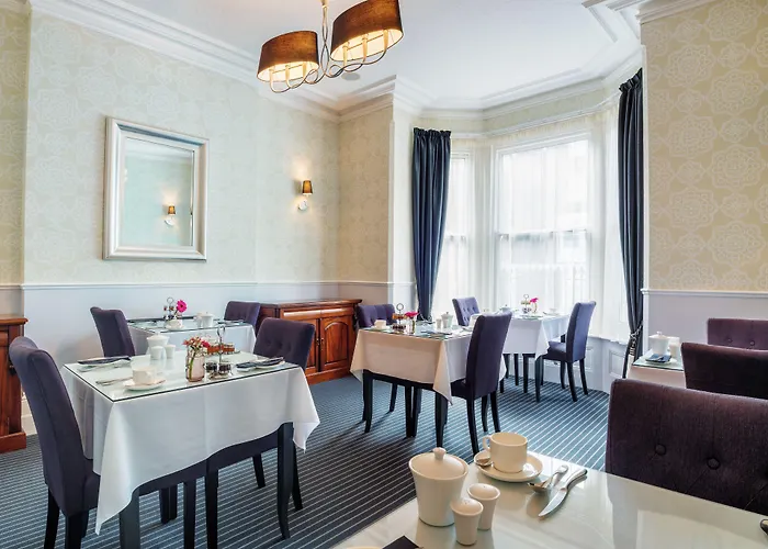 The Clarence Boutique Rooms