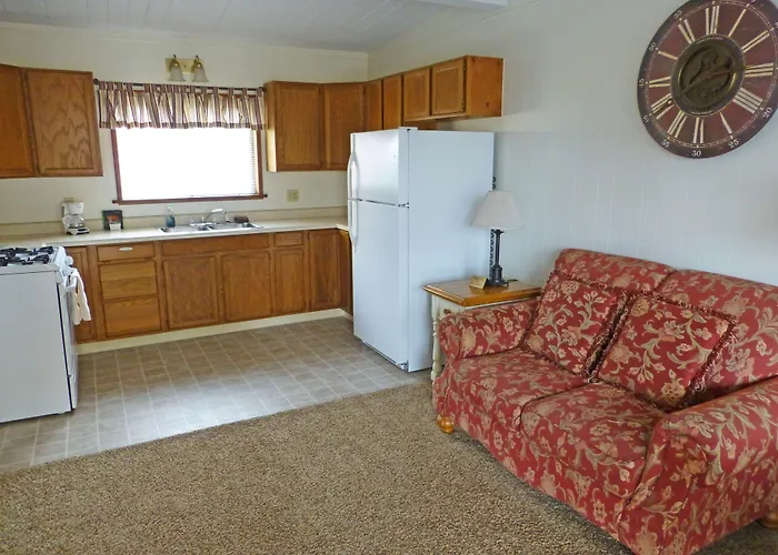 Redwood Suites