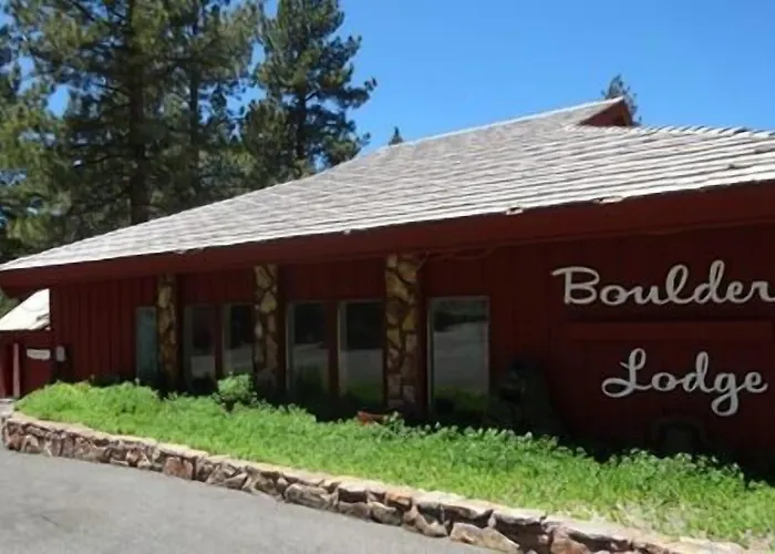 Boulder Lodge