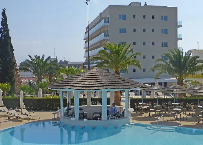 Sunrise Gardens Aparthotel